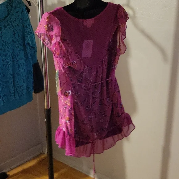 SOLD. Belle du Jour "Into the Woods" Semi-Sheer Tie-Waist Top - Picture 11 of 12